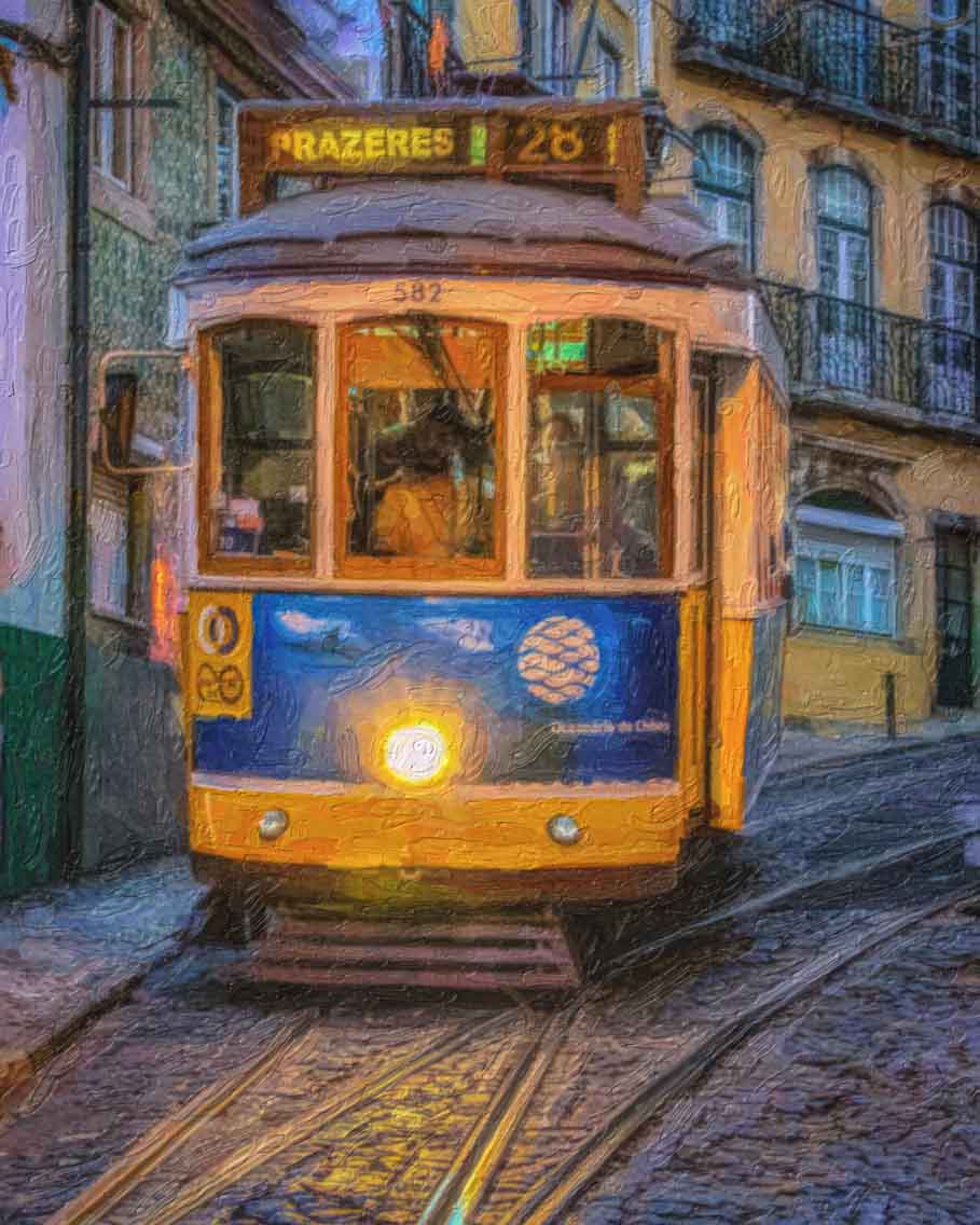 04x05_night-tram_portrait_thumbnail.jpg